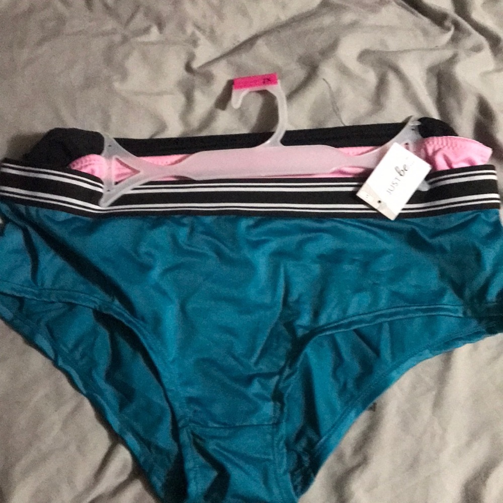 Brand new set of 3 panties